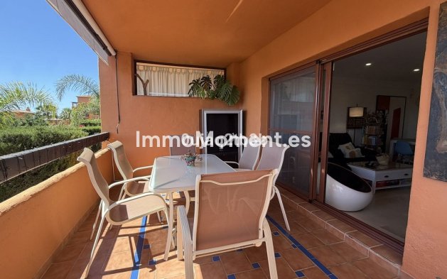 Resale - Apartment - Benahavís - Benahavís Centro
