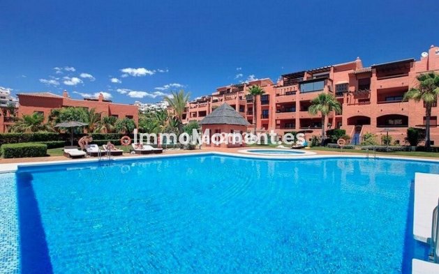 Resale - Apartment - Benahavís - Benahavís Centro