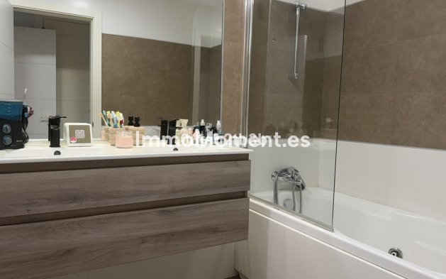 Resale - Apartment - Benahavís - Benahavís Centro