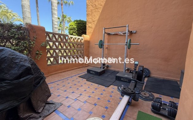 Resale - Apartment - Benahavís - Benahavís Centro