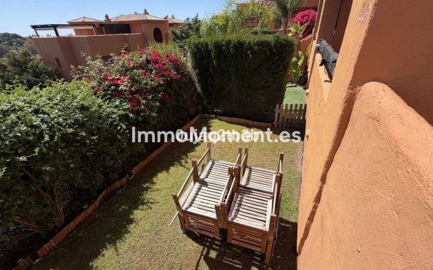 Resale - Apartment - Benahavís - Benahavís Centro