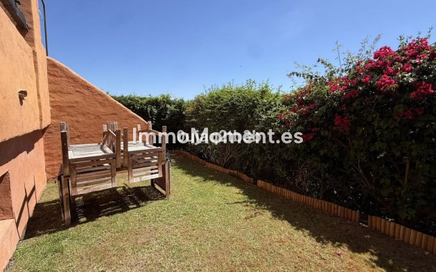 Resale - Apartment - Benahavís - Benahavís Centro