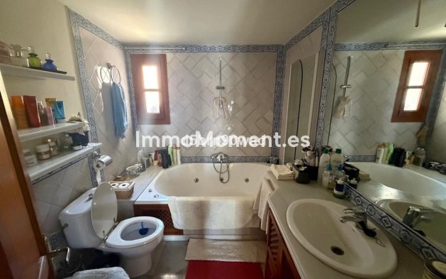 Resale - Townhouse - Marbella - Marbella Centro