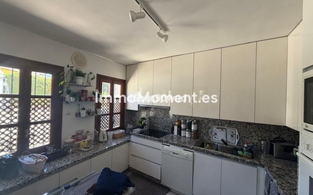 Resale - Townhouse - Marbella - Marbella Centro
