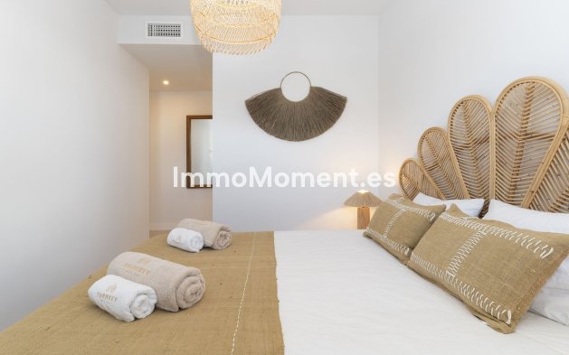 Revente - Appartement - Estepona  - Estepona Centro