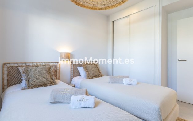 Revente - Appartement - Estepona  - Estepona Centro