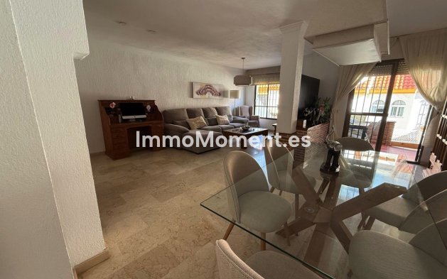 Resale - Townhouse - Estepona - Estepona Centro