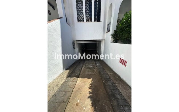 Resale - Townhouse - Estepona - Estepona Centro