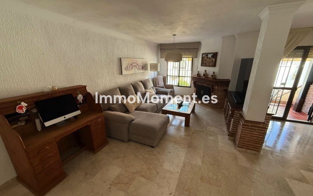 Resale - Townhouse - Estepona - Estepona Centro