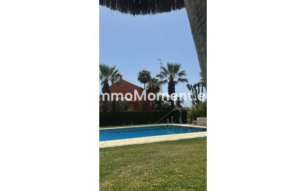 Resale - Townhouse - Estepona - Estepona Centro