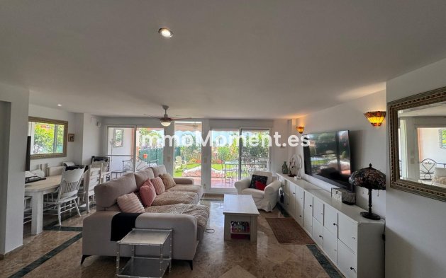 Resale - Townhouse - Estepona - Estepona Centro