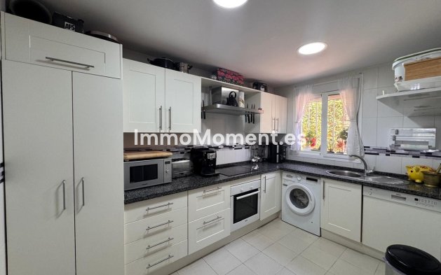 Resale - Townhouse - Estepona - Estepona Centro
