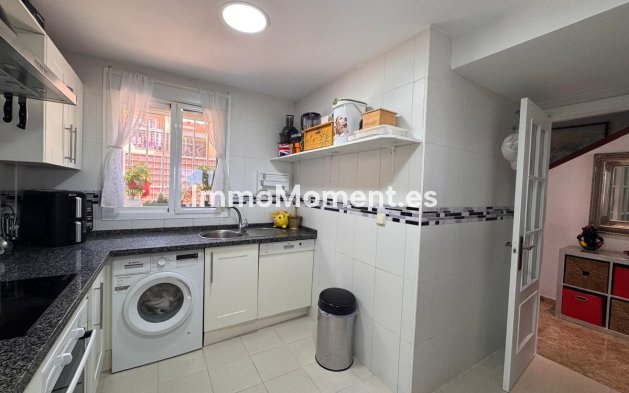 Resale - Townhouse - Estepona - Estepona Centro