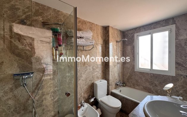 Resale - Townhouse - Estepona - Estepona Centro