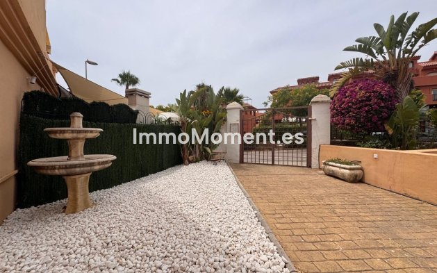 Resale - Townhouse - Estepona - Estepona Centro