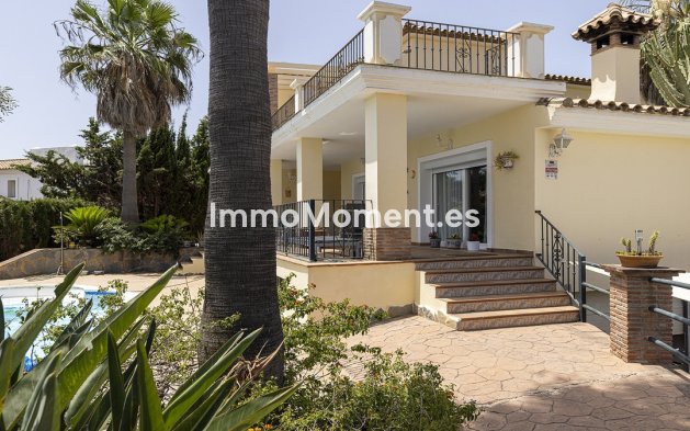 Reventa - Villa independiente - Casares - Casares Centro
