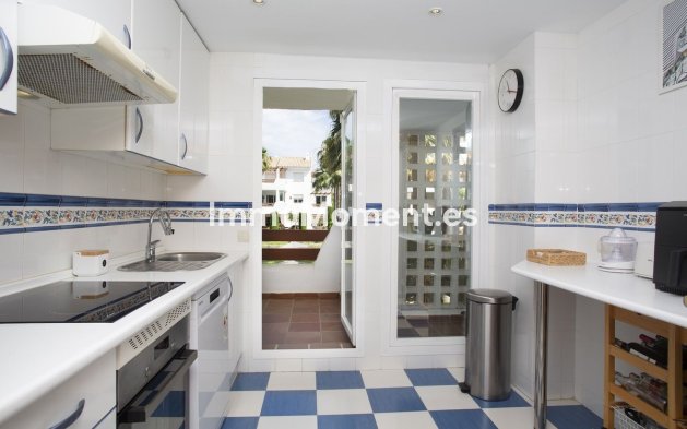 Wiederverkauf - Wohnung - Estepona  - Selwo
