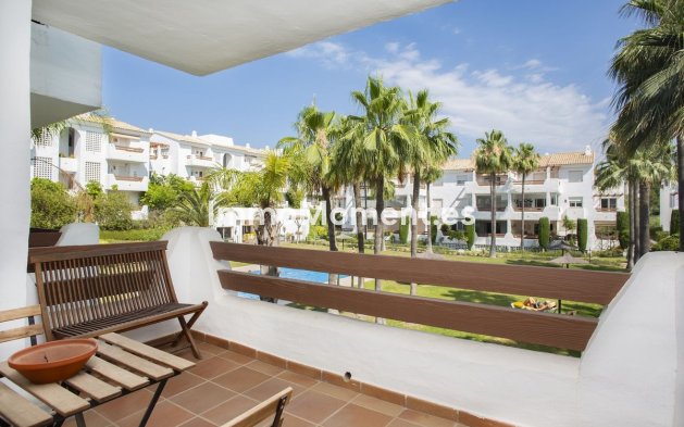 Wiederverkauf - Wohnung - Estepona  - Selwo
