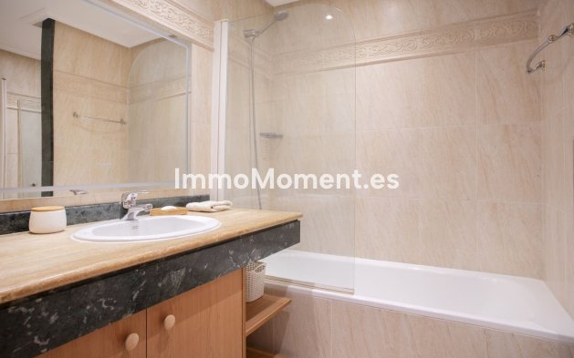Wiederverkauf - Wohnung - Estepona  - Selwo