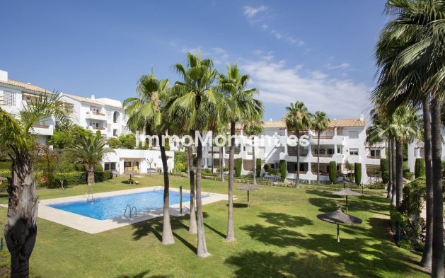 Wiederverkauf - Wohnung - Estepona  - Selwo
