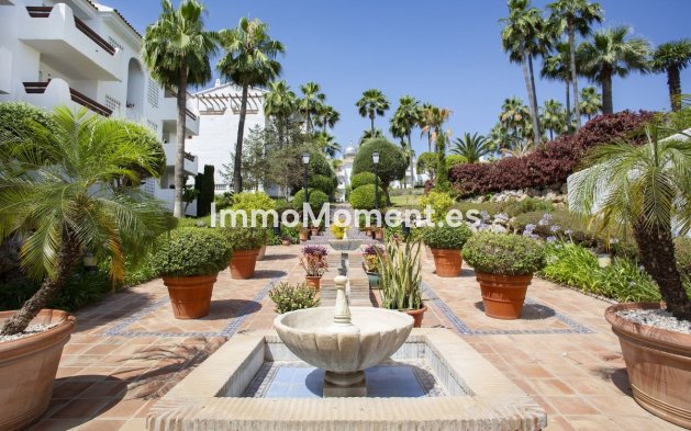 Wiederverkauf - Wohnung - Estepona  - Selwo