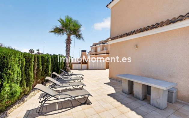 Resale - Townhouse - Orihuela - Cabo roig - La Zenia