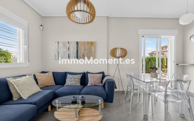 Resale - Townhouse - Orihuela - Cabo roig - La Zenia