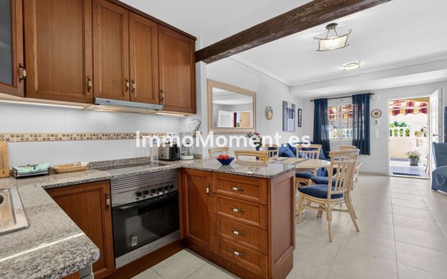 Resale - Townhouse - Torrevieja - Aguas Nuevas
