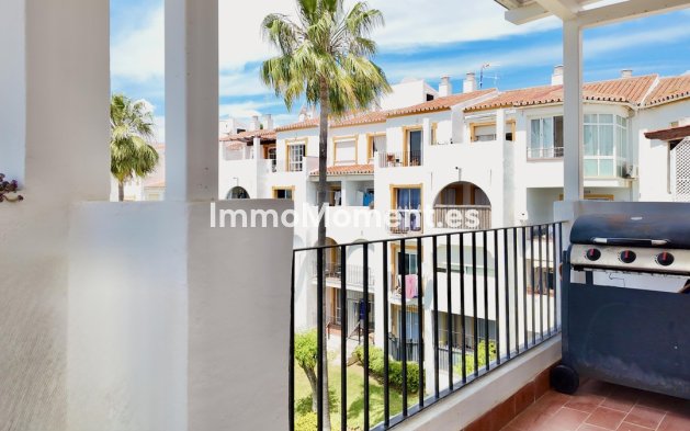 Resale - Apartment - Estepona - Estepona Centro