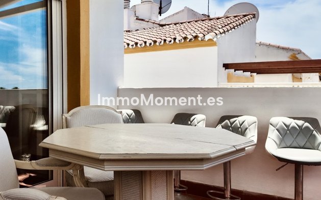 Resale - Apartment - Estepona - Estepona Centro
