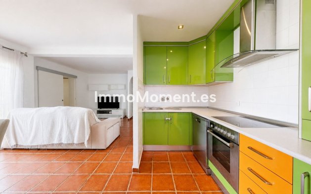 Resale - Townhouse - Estepona - Estepona Centro