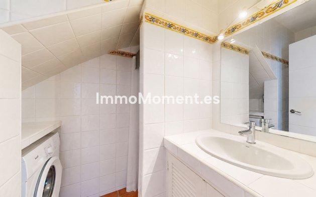 Resale - Townhouse - Estepona - Estepona Centro