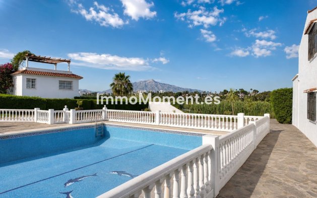 Resale - Townhouse - Estepona - Estepona Centro