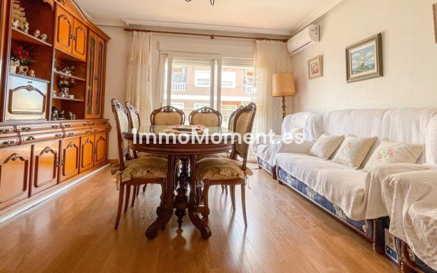 Revente - Appartement - Torrevieja - Torrevieja Centro