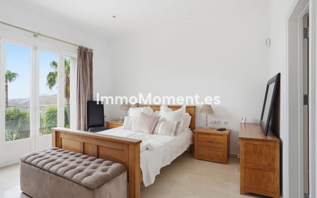 Bestaande woning - Vrijstaande villa - Binnenland  - Istán