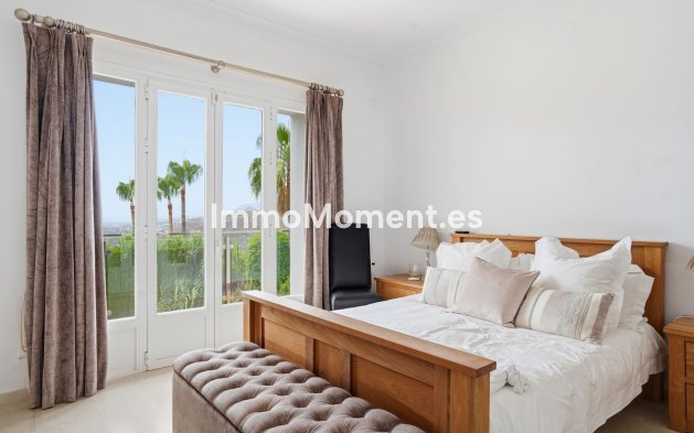 Bestaande woning - Vrijstaande villa - Binnenland  - Istán