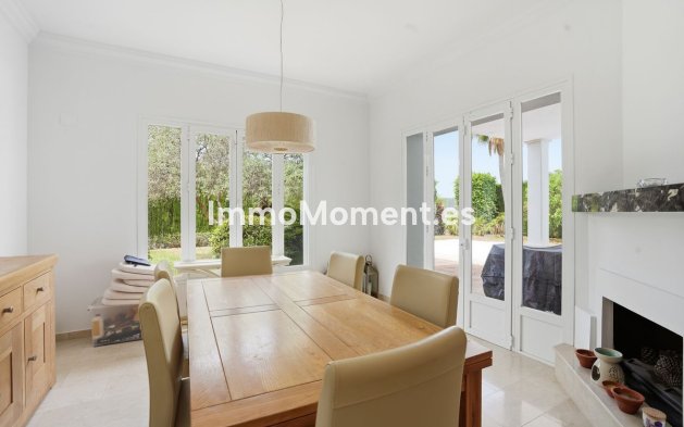 Bestaande woning - Vrijstaande villa - Binnenland  - Istán