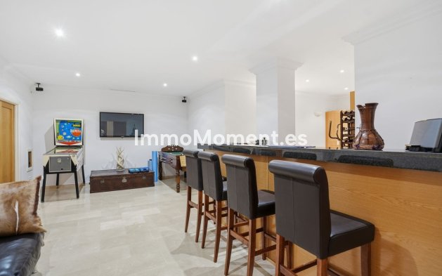 Bestaande woning - Vrijstaande villa - Binnenland  - Istán