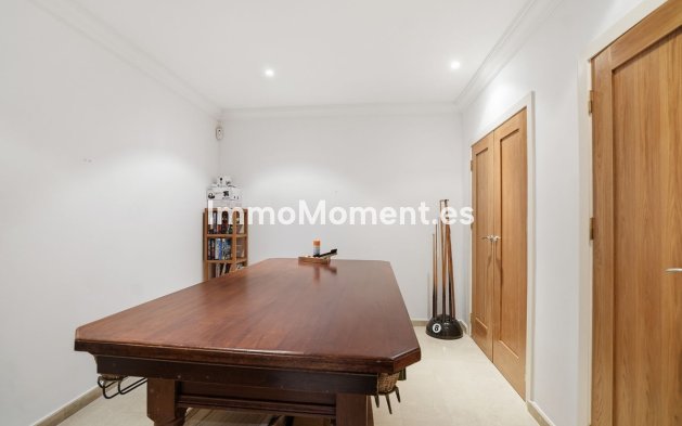 Bestaande woning - Vrijstaande villa - Binnenland  - Istán