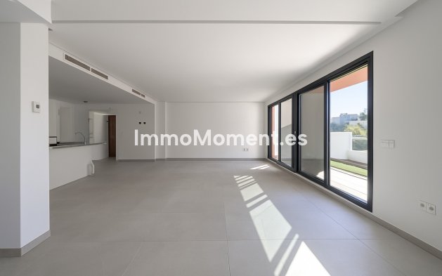 Resale - Apartment - Benahavís - La Quinta
