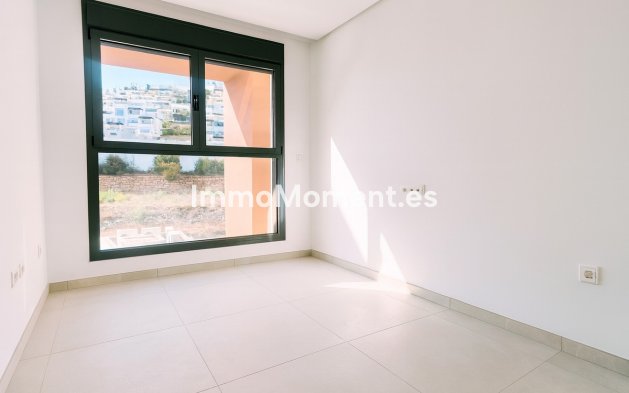 Resale - Apartment - Benahavís - La Quinta