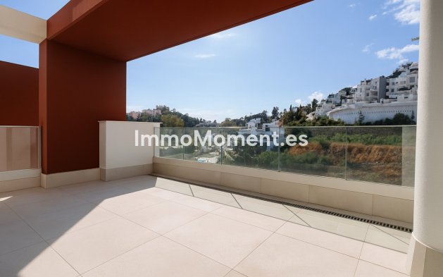 Resale - Apartment - Benahavís - La Quinta