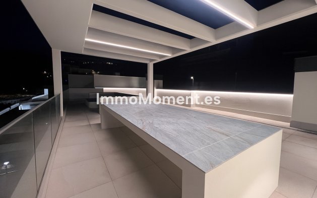 Resale - Apartment - Benahavís - La Quinta