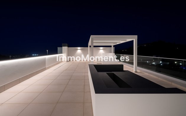 Resale - Apartment - Benahavís - La Quinta