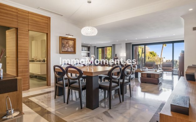 Resale - Apartment - Benahavís - Monte Halcones
