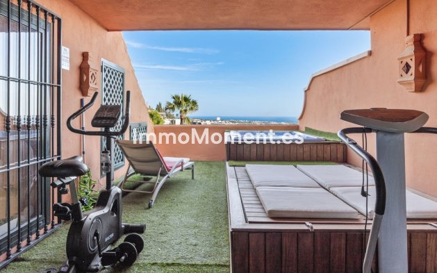 Resale - Apartment - Benahavís - Monte Halcones