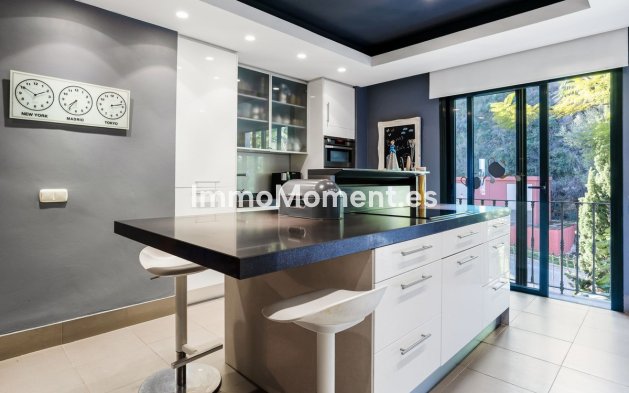 Resale - Apartment - Benahavís - Monte Halcones