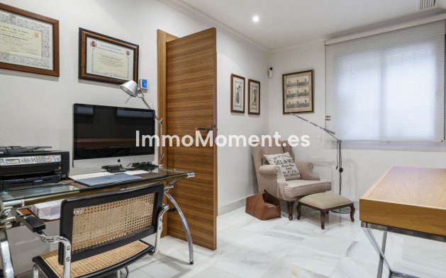 Resale - Apartment - Benahavís - Monte Halcones