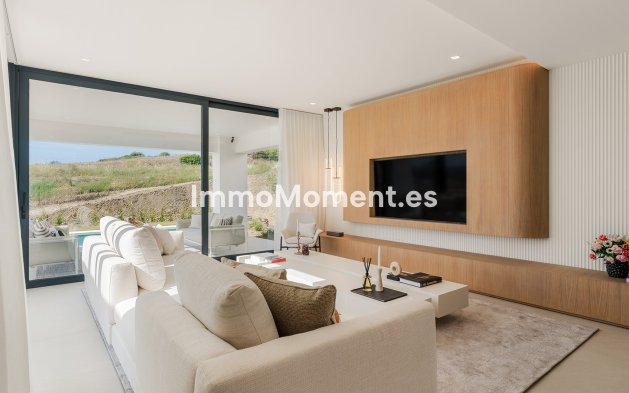 Nieuwbouw - Vrijstaande villa - Estepona  - Estepona