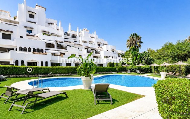 Resale - Apartment - Estepona - Estepona Centro